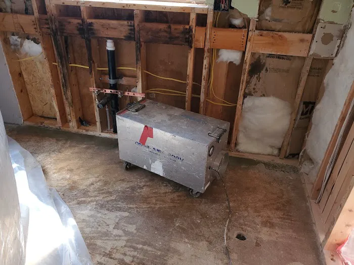 North Hollywood Water Restoration Picture 9