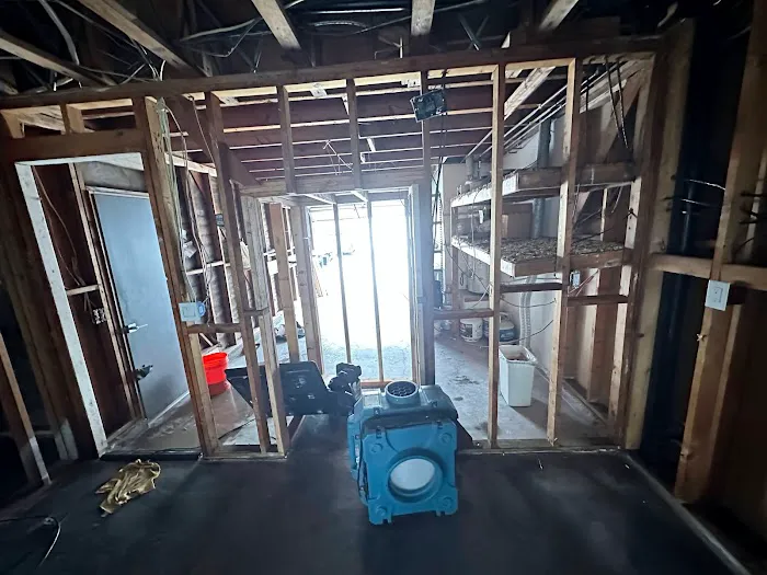 ServiceMaster Fire and Water by E&A Picture 3