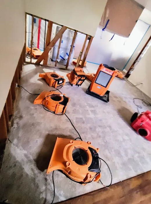 911 Restoration of Southeast LA Picture 3