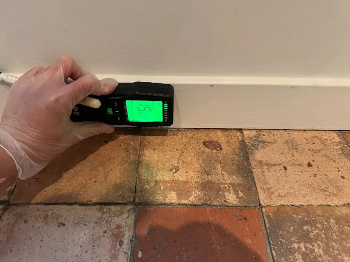 Wendy Water Damage Restoration Picture 9