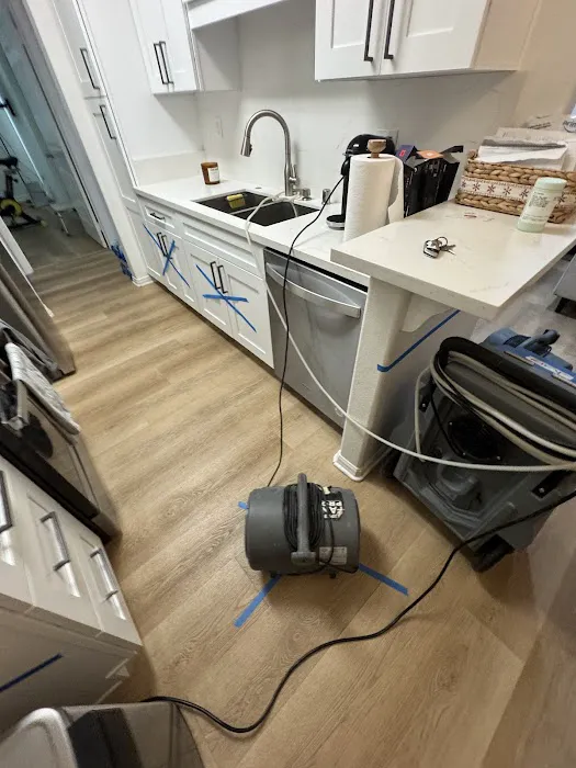 Maze Restoration & Water Damage Repair Picture 5