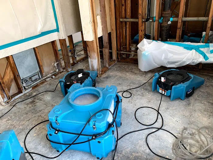 Brandford Restoration Services, Inc. Picture 2