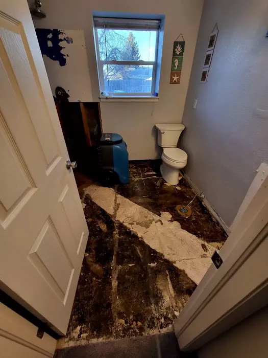 IN & OUT Water Damage Restoration of Torrance Picture 3