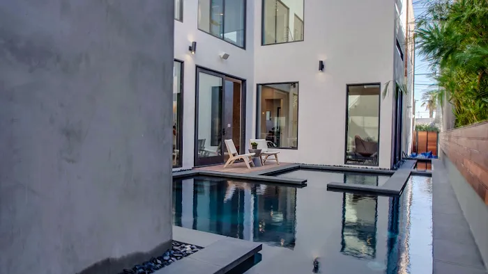 Water Damage Guy Picture 10