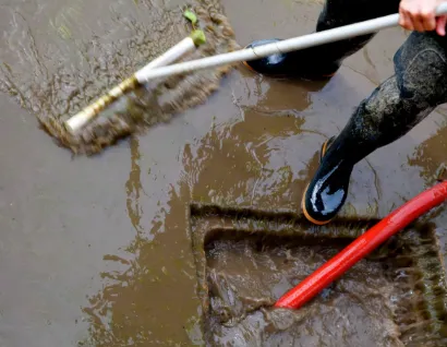 WATER DAMAGE RESTORATION INC Picture 1