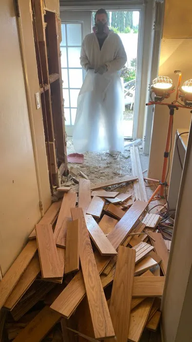 WFG Ventures Inc Picture 7