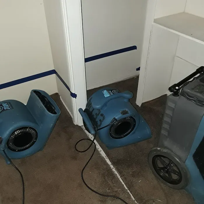 Danny's Emergency Water Damage Picture 9