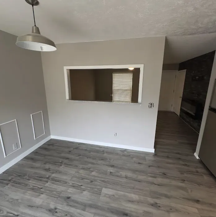 IN & OUT Water Damage Restoration Reseda Picture 4