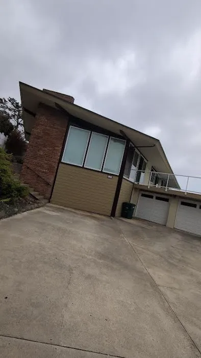 Gomez Painting Picture 1