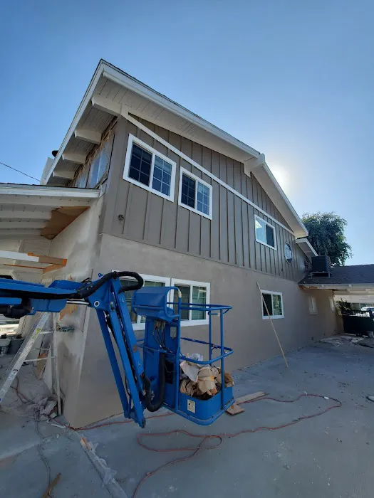 Gomez Painting Picture 3