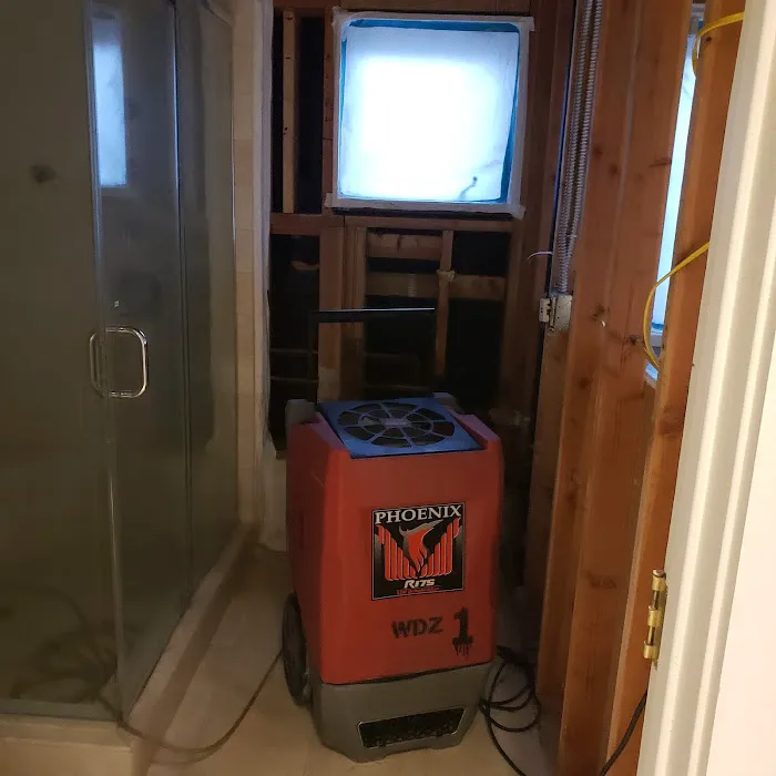 Water Damage Zone And Restoration Picture 6