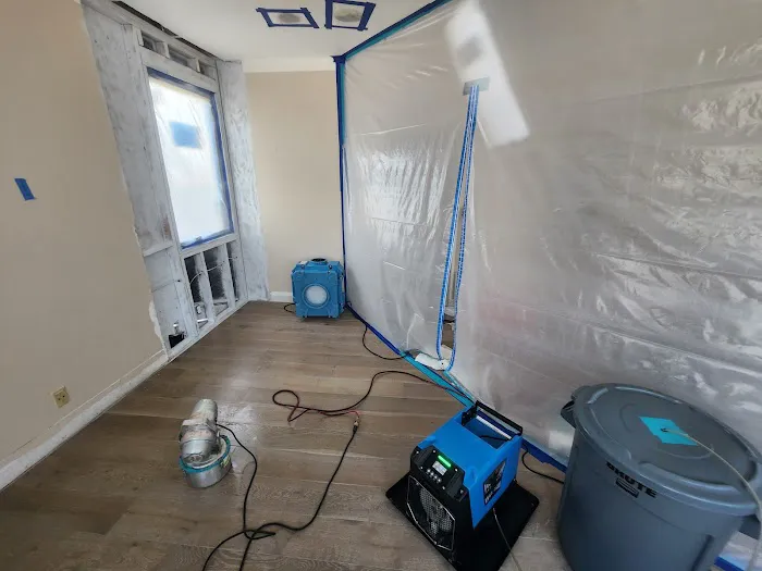 Water Damage Zone And Restoration Picture 9