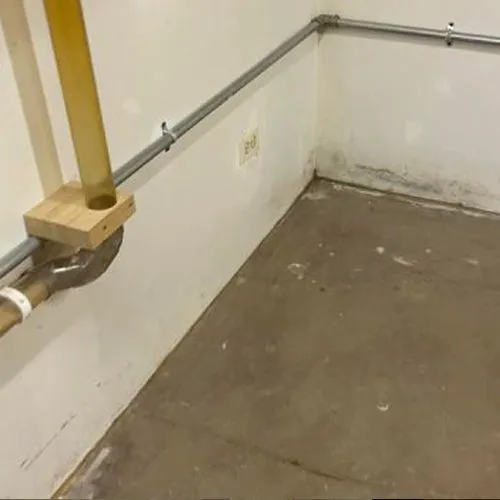 DryCare Restoration Inc Picture 2