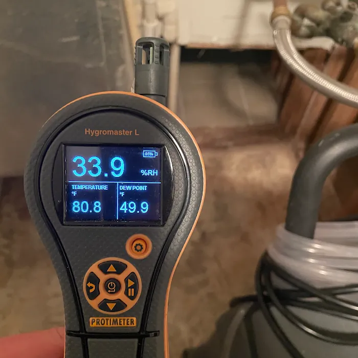 Water Damage Rescue Picture 8