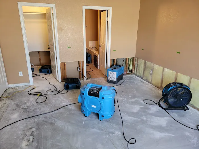 Mess Masters Restoration & Cleaning Services LLC Picture 1