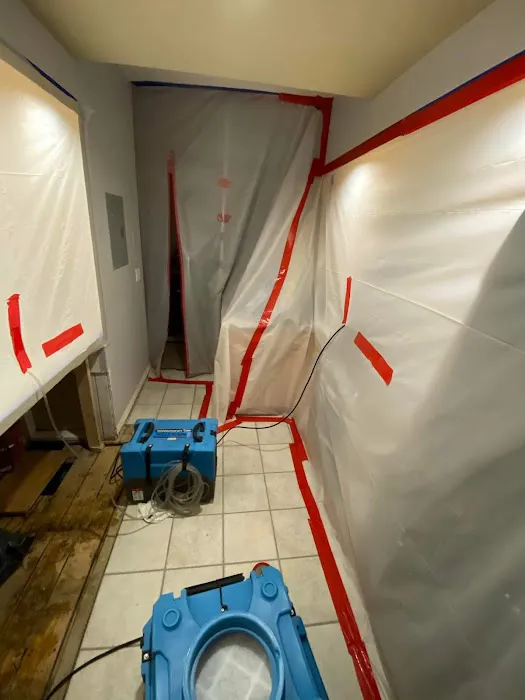 Dry Masters Water Damage Restoration Service Picture 3