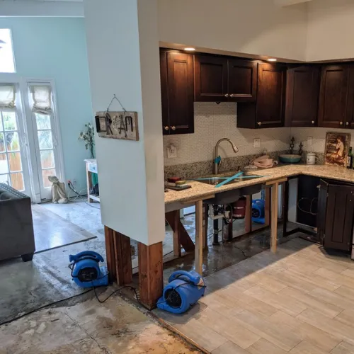 Preferred Restoration Services | Water & Mold Restoration Picture 2