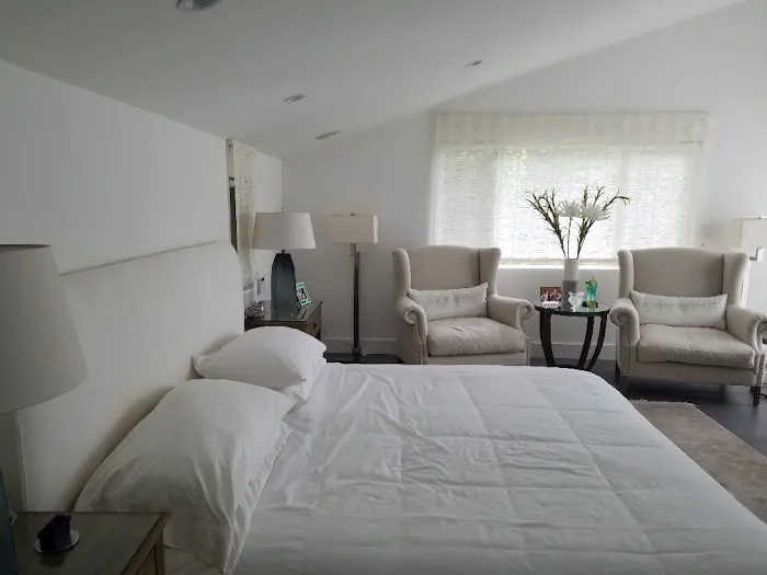 ARC Restoration & Construction Inc, Dba Unique Restoration Picture 10