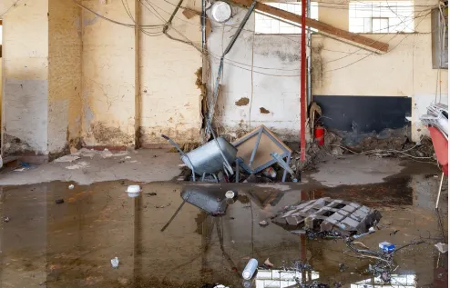 Water Damage Restoration Street LP Picture 2