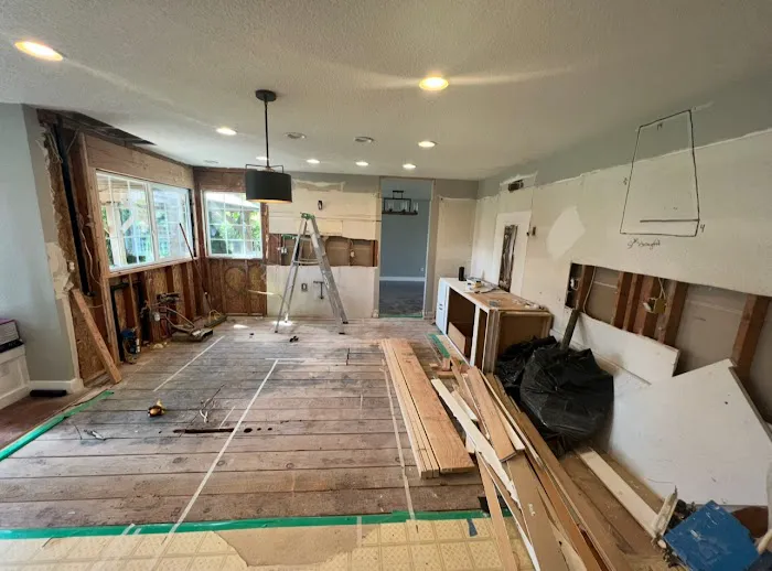 Rapid Restoration & Remodel of Se Portland Picture 1