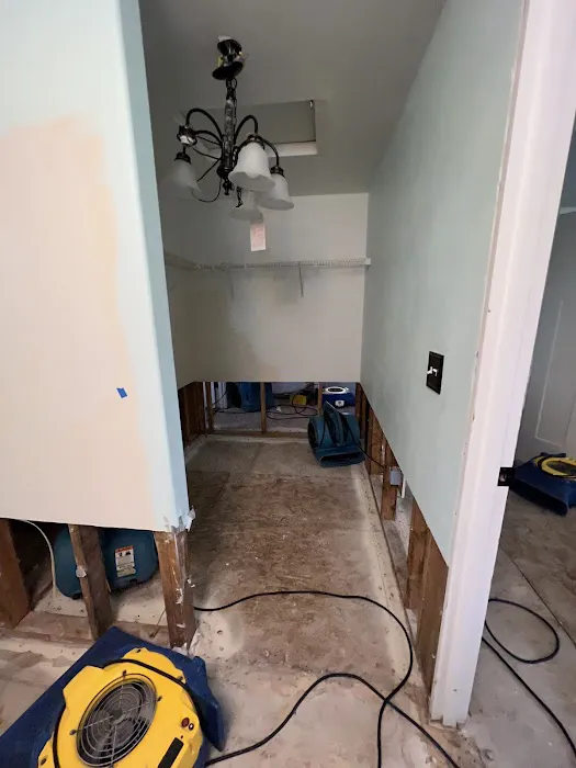 1-800 WATER DAMAGE of Vancouver & Portland Picture 10