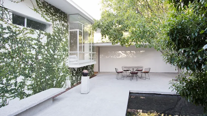 Rescom Restoration Picture 2