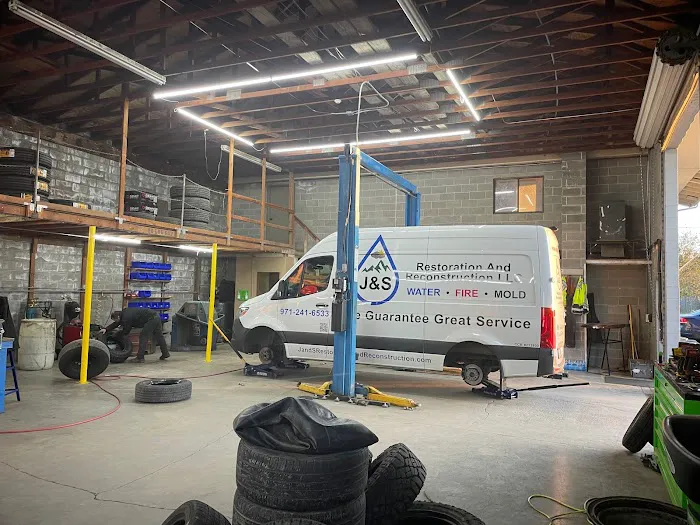 J&S Restoration and Reconstruction LLC Picture 10