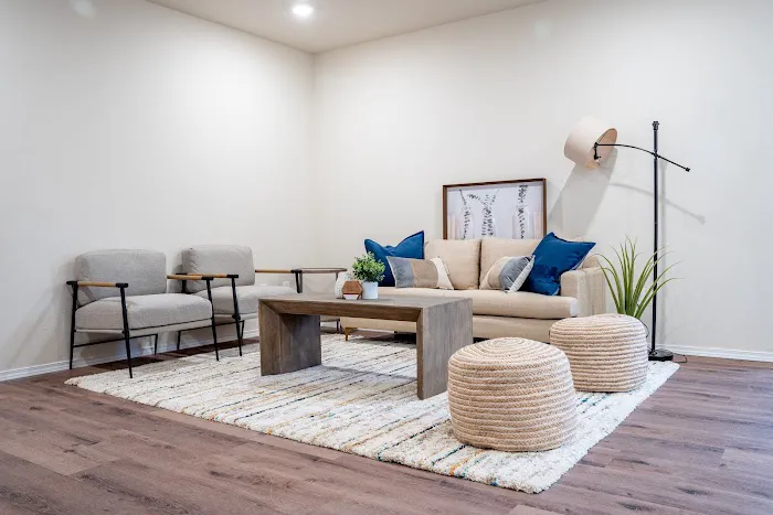 SMILE-A-MILE PAINTING Salem Picture 10