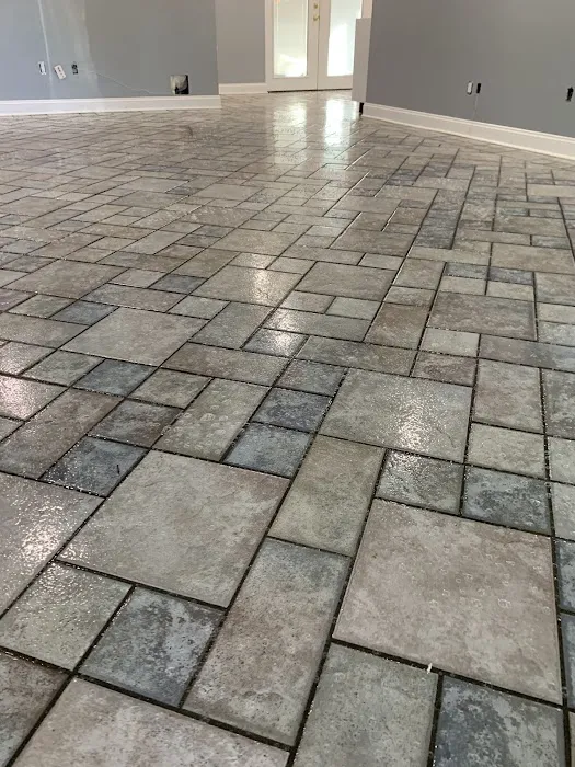 Carpet & Tile Picture 10