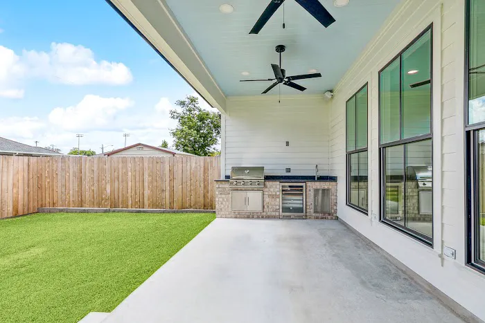 504 Construction & Restoration Picture 8