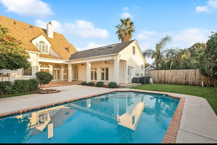 504 Construction & Restoration Picture 7