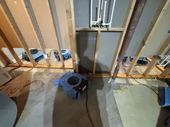 Power Dry - Emergency Water Removal Company Picture 2
