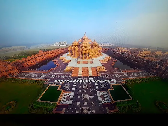 Emergency Water damage restoration service Picture 3