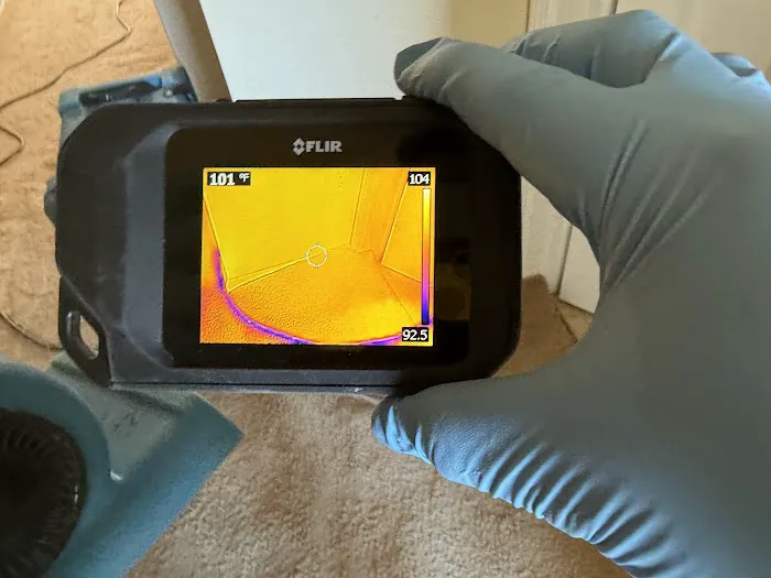 Mold inspection & removal in Miami - Florida Mold Detector Picture 1