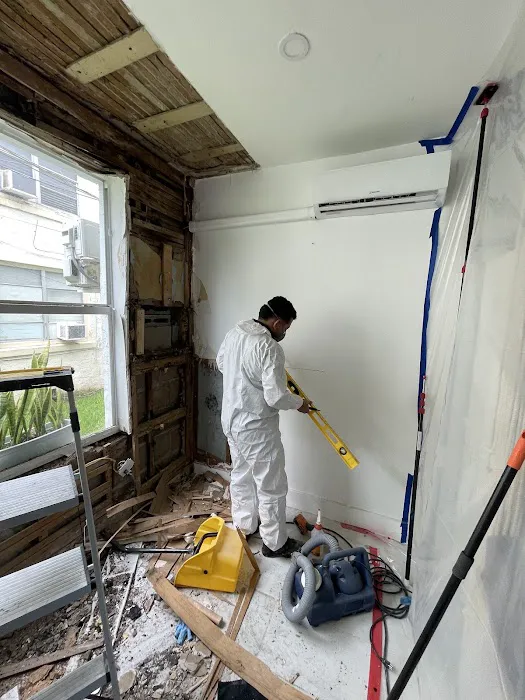 Mold inspection & removal in Miami - Florida Mold Detector Picture 6