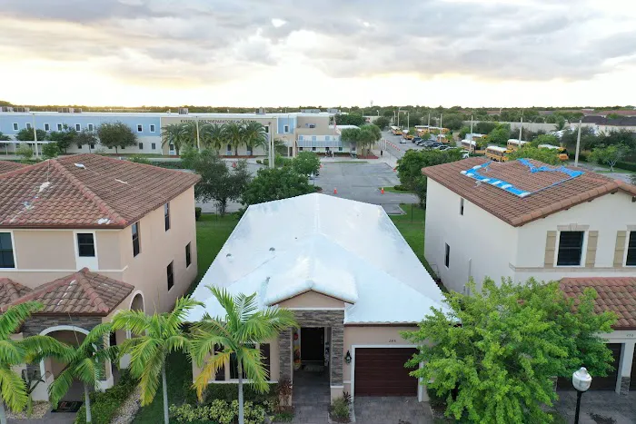 THE MASTERS OF DISASTERS Picture 6