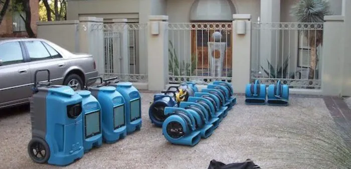 EM Restoration, Inc Picture 10