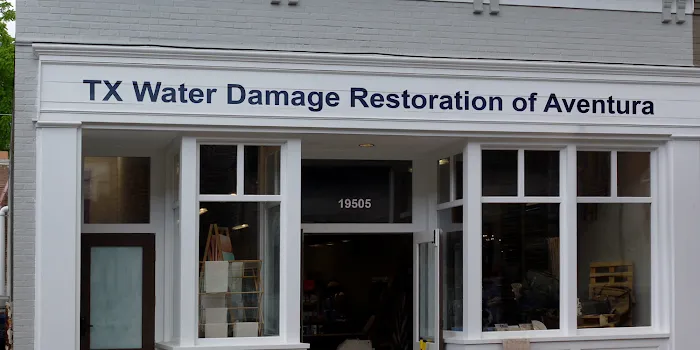 TX Water Damage Restoration of Aventura Picture 3