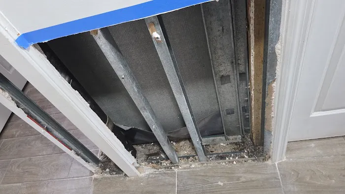 Royal Mold Specialist Picture 1