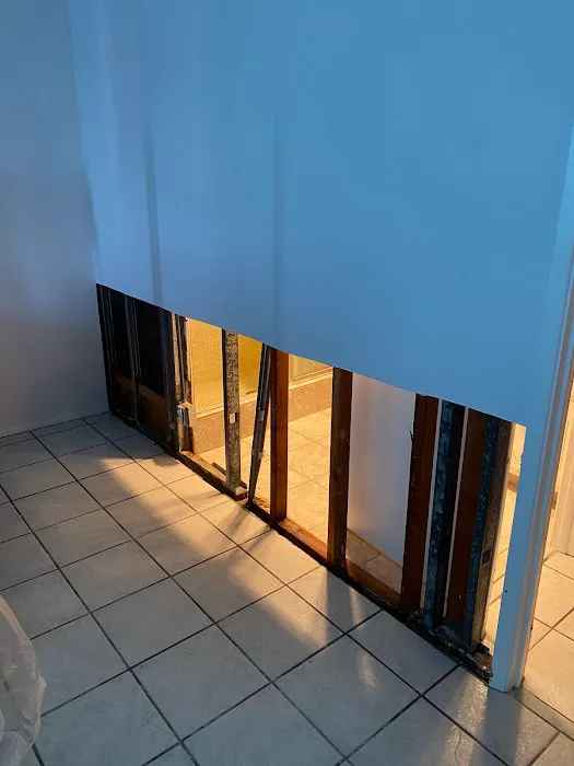 Royal Mold Specialist Picture 7