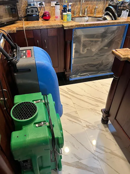 Florida Water & Mold Restoration Picture 4