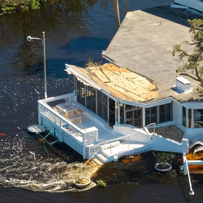Water Damage Restoration in Fort Lauderdale - Aqua Express CS Picture 3