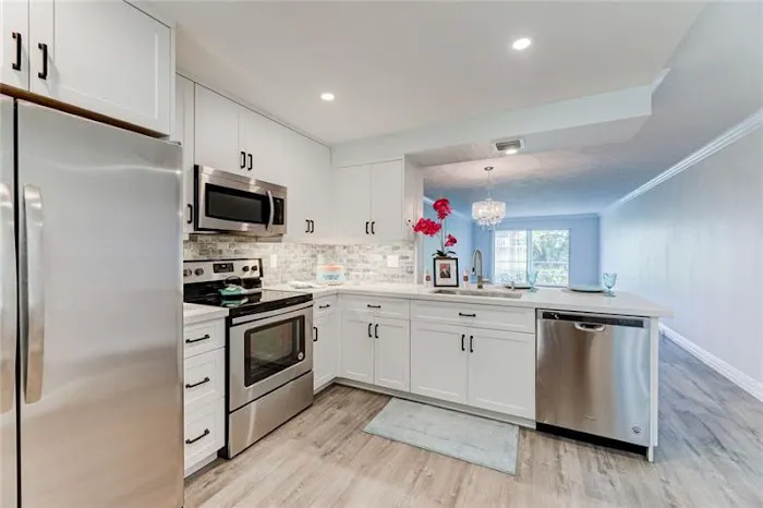 South Florida Water and Mold Restoration Picture 2