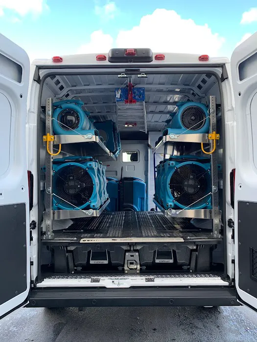 J&M Signature Structures Picture 2