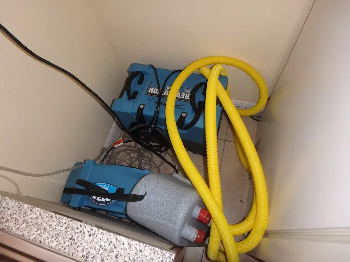 Drytek Restoration Services Inc. Picture 4