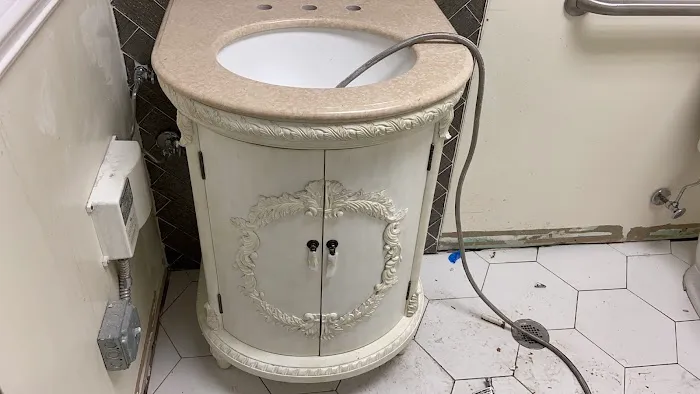 Kustom Disaster Restoration Picture 4