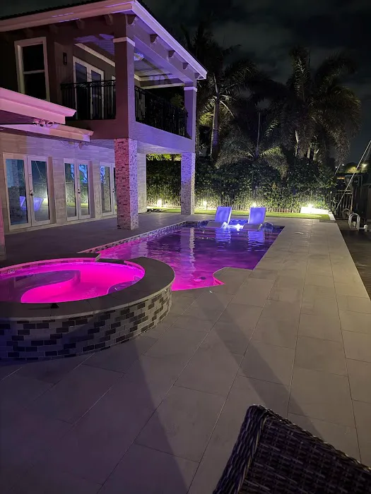 Commando Restoration | Kitchen & Bath Renovating & Remodeling Picture 7