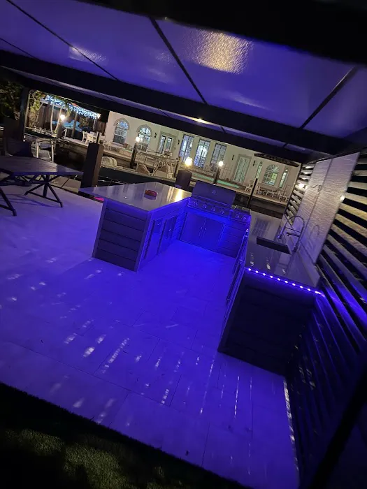 Commando Restoration | Kitchen & Bath Renovating & Remodeling Picture 10