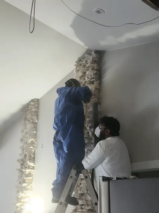 TROPICAL RESTORATION SERVICES Picture 9