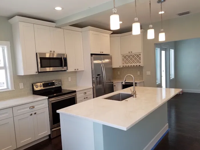 Stella's Emergency Services Picture 2